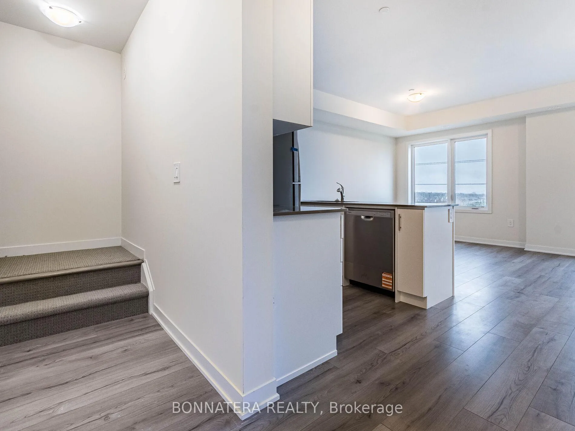 Photo 5 of Unit 303, 1695 Dersan Street, Pickering, Duffin Heights — HOMEH
