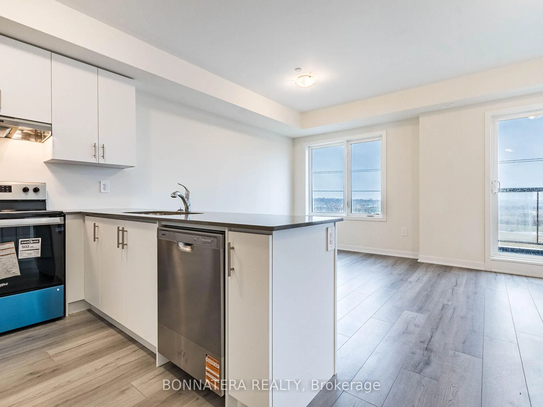 Photo 9 of Unit 303, 1695 Dersan Street, Pickering, Duffin Heights — HOMEH