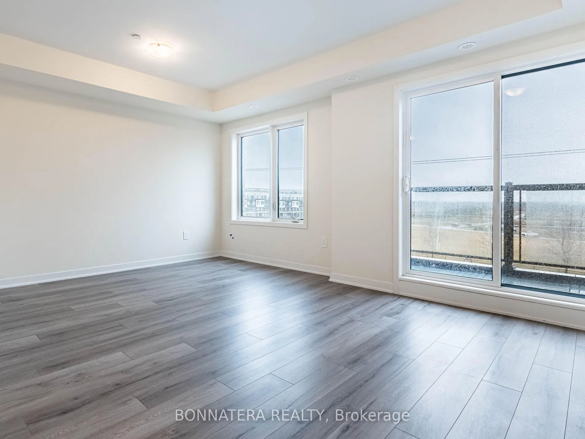 Photo 12 of Unit 303, 1695 Dersan Street, Pickering, Duffin Heights — HOMEH
