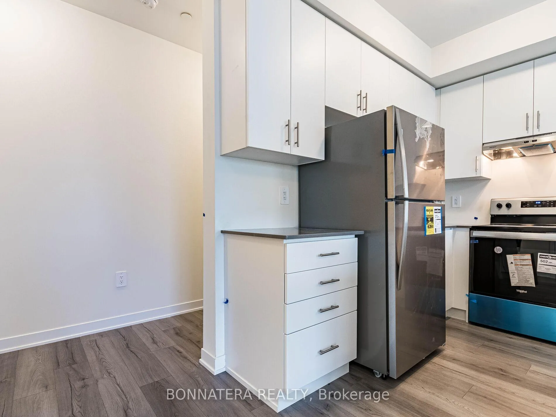 Photo 16 of Unit 303, 1695 Dersan Street, Pickering, Duffin Heights — HOMEH