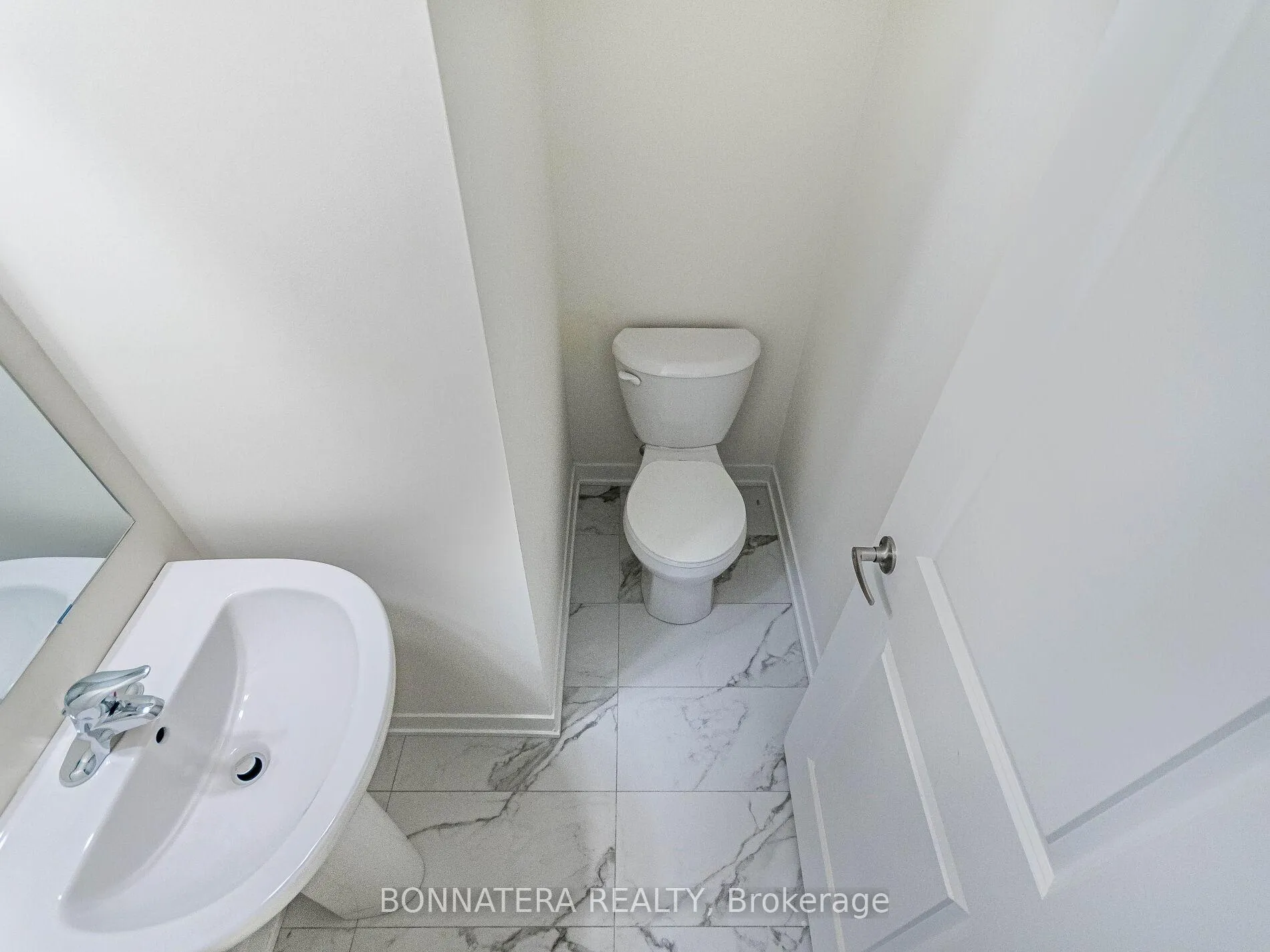 Photo 19 of Unit 303, 1695 Dersan Street, Pickering, Duffin Heights — HOMEH