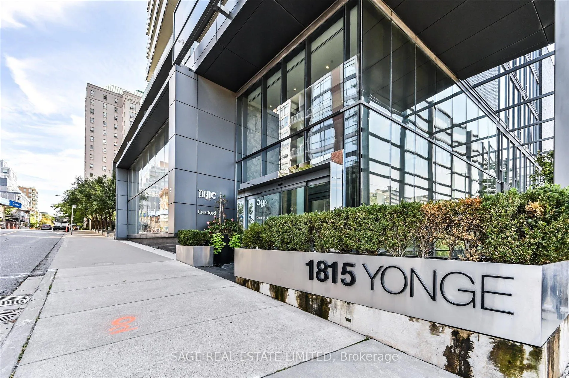 Photo 2 of Unit LPh02, 1815 Yonge Street, Toronto, Mount Pleasant West — HOMEH