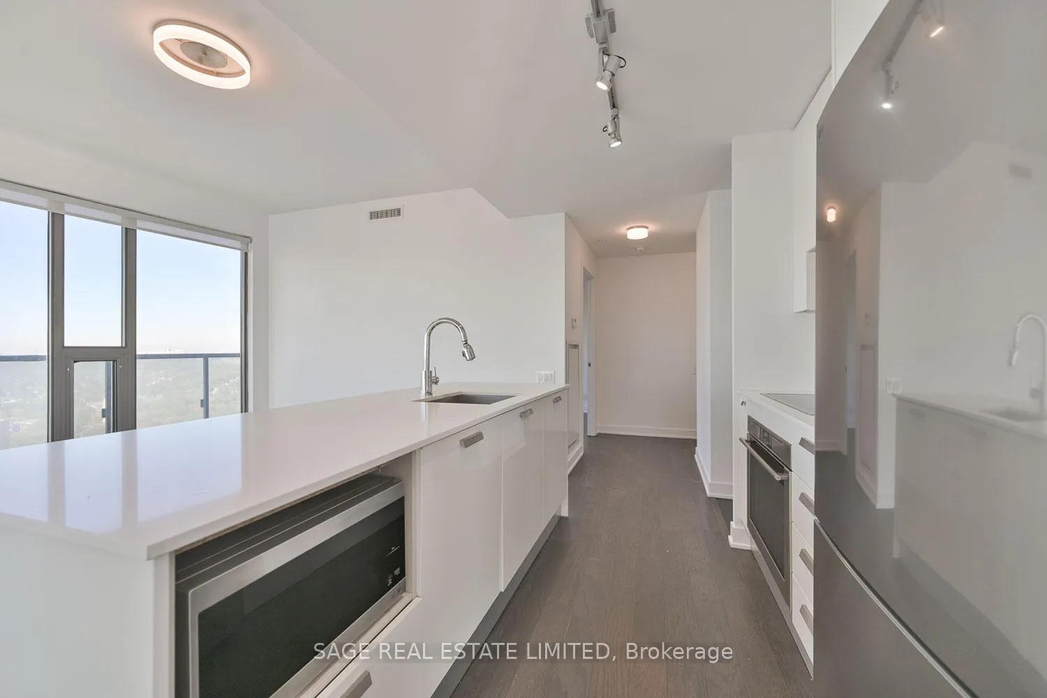 Photo 5 of Unit LPh02, 1815 Yonge Street, Toronto, Mount Pleasant West — HOMEH