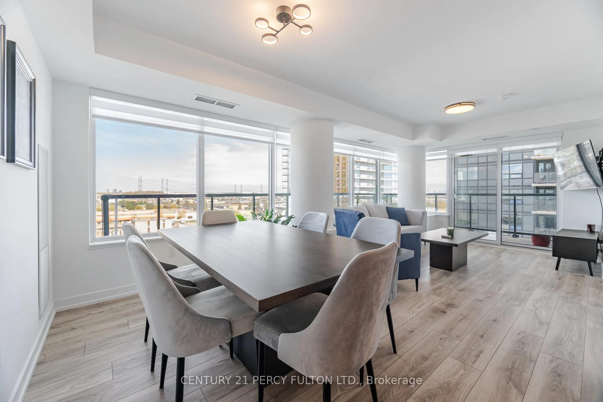 Photo 10 of Unit 902, 1455 Celebration Drive, Pickering, Bay Ridges — HOMEH