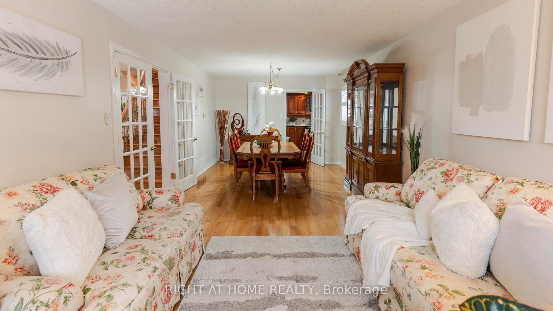 Photo 6 of 12 Griffiths Drive, Ajax, Central West — HOMEH
