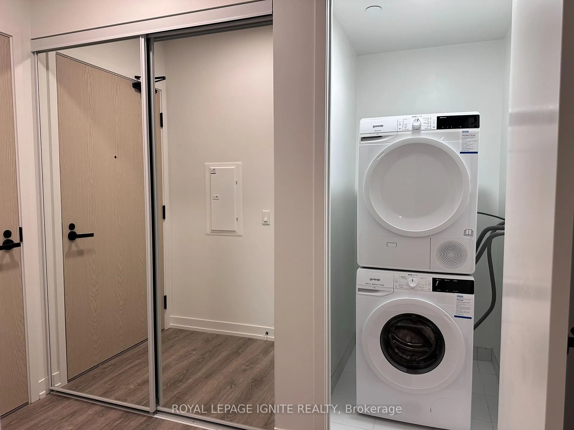 Photo 10 of Unit 503, 195 Commerce Street, Vaughan, Vaughan Corporate Centre — HOMEH