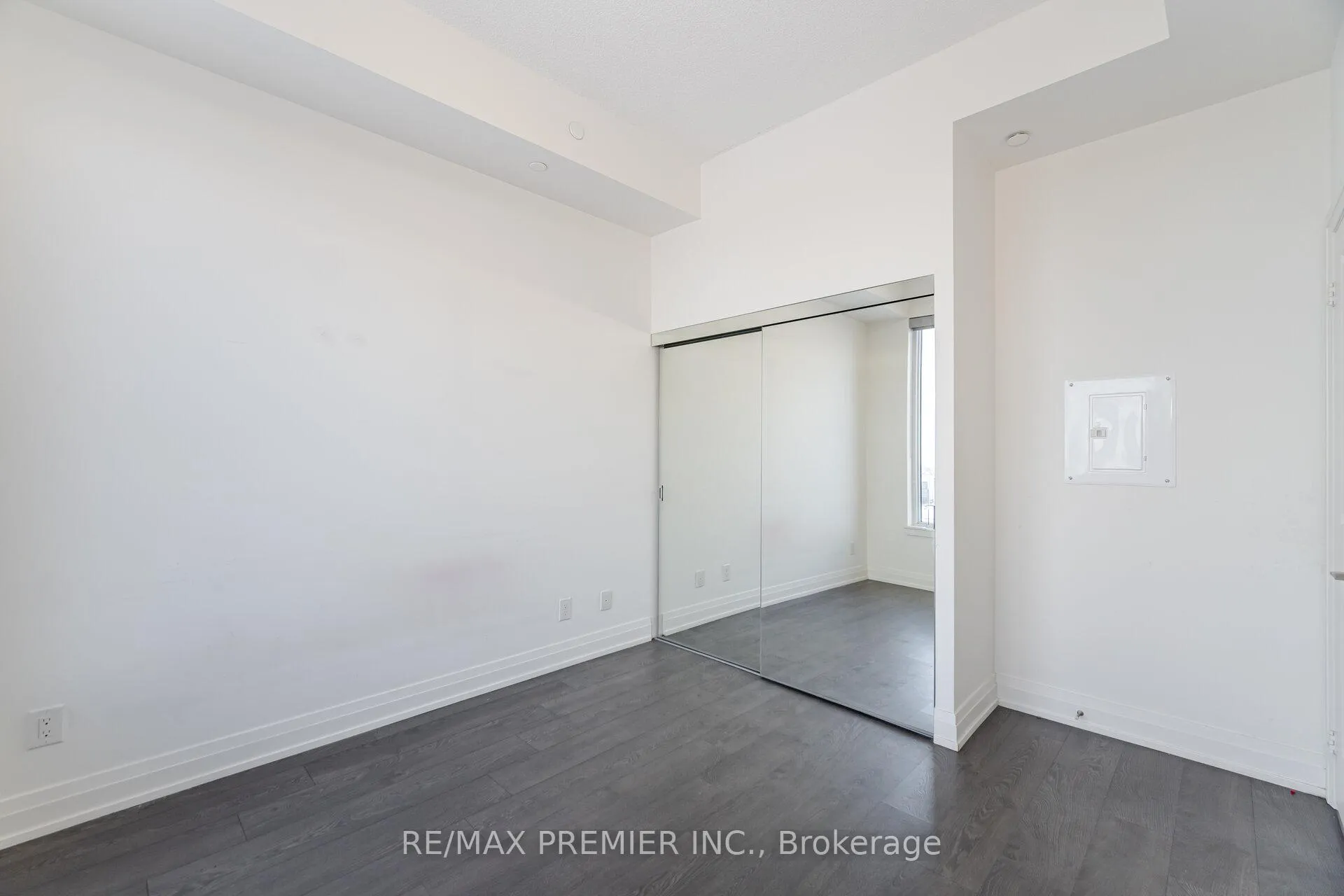 Photo 27 of Unit 3205, 3600 Highway 7, Vaughan, Vaughan Corporate Centre — HOMEH