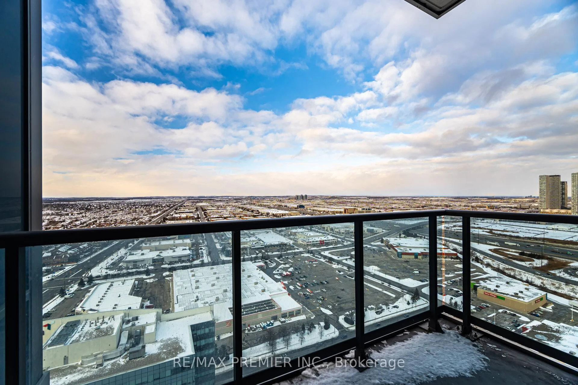 Photo 29 of Unit 3205, 3600 Highway 7, Vaughan, Vaughan Corporate Centre — HOMEH