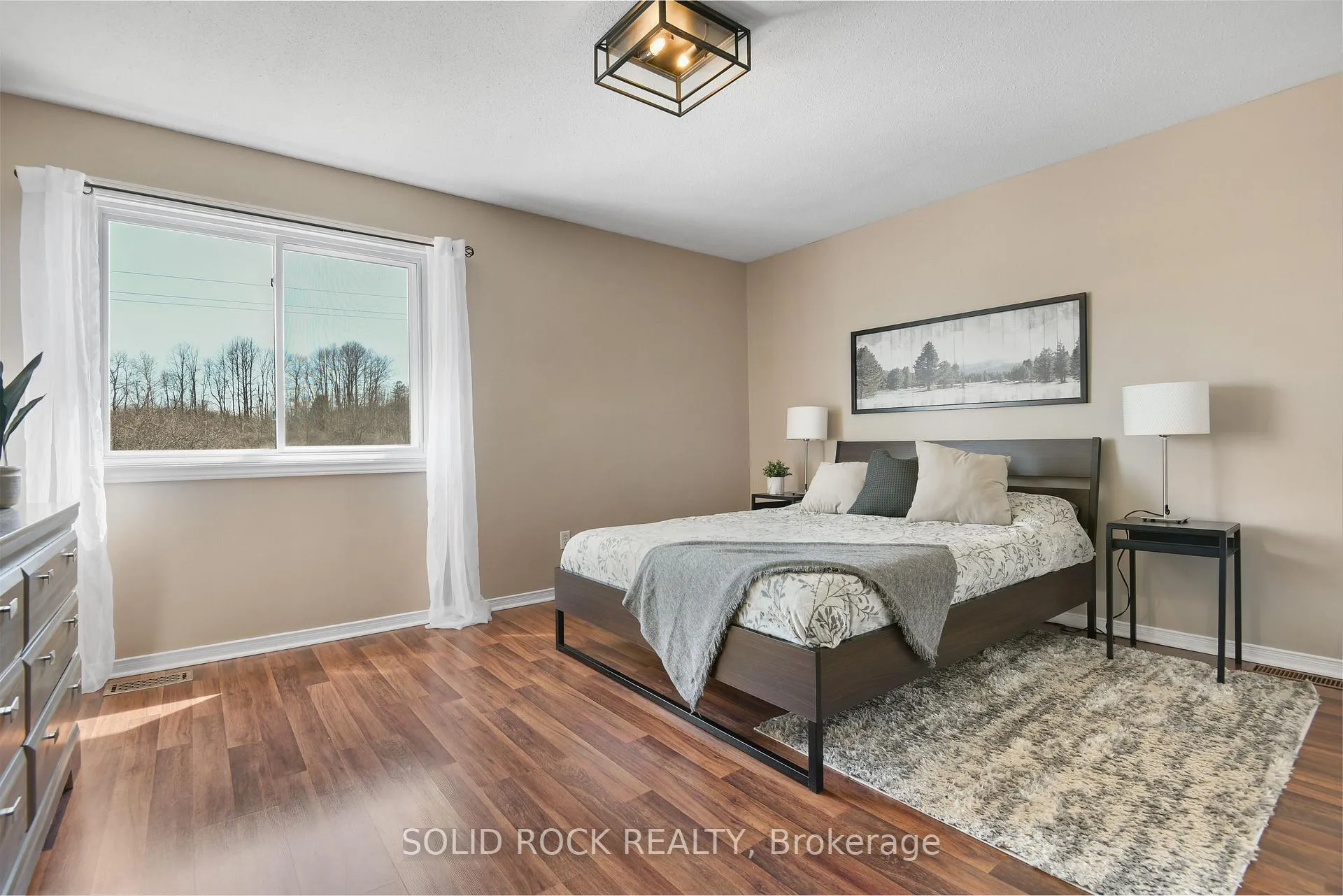 Photo 16 of 50 Spruce Crescent, Arnprior — HOMEH
