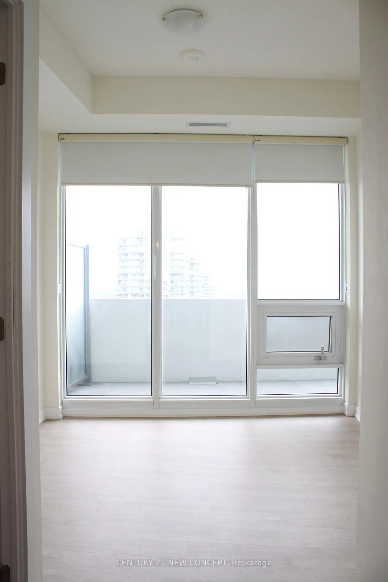 Photo 7 of Unit 2903, 2221 Yonge Street, Toronto, Mount Pleasant West — HOMEH