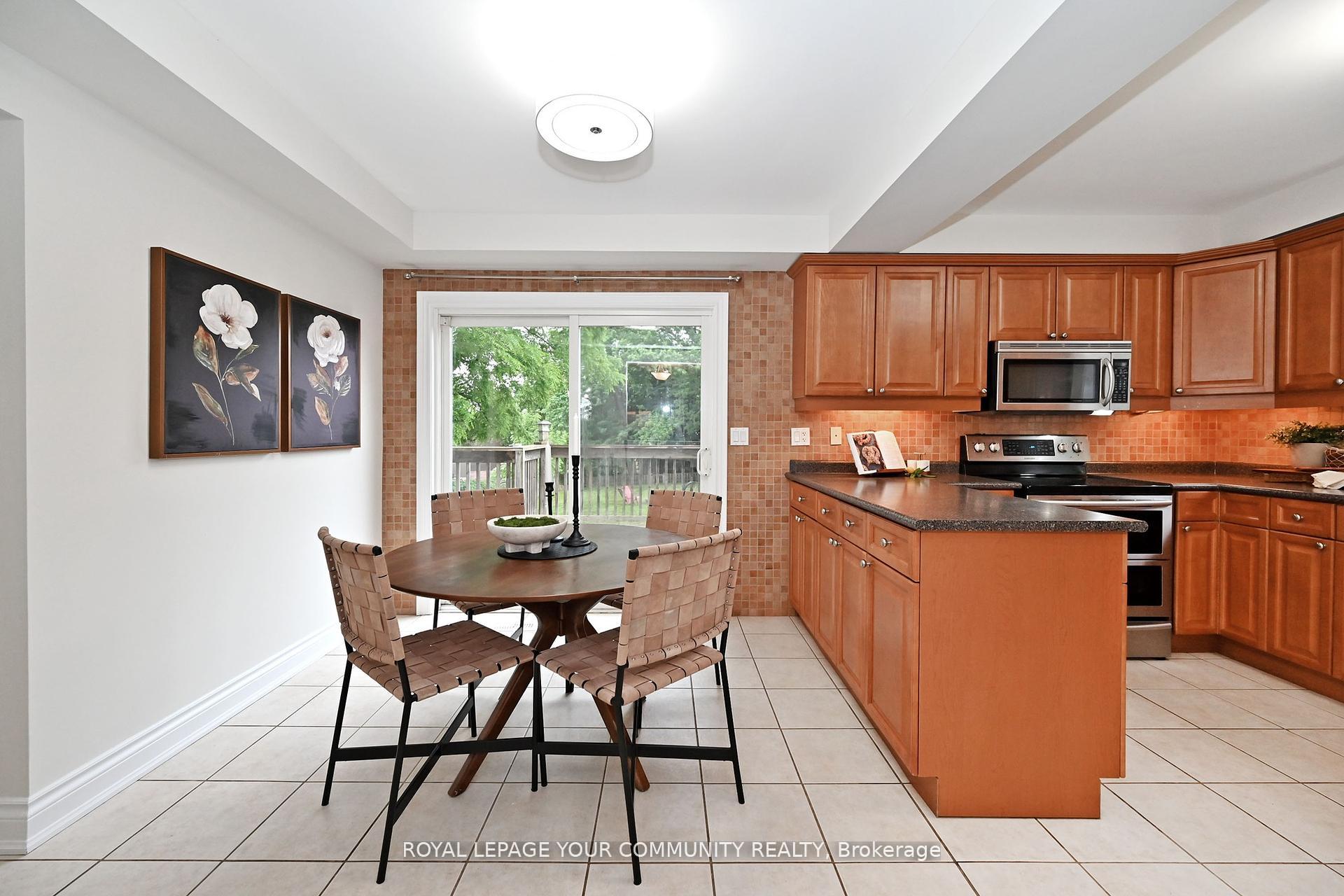 Photo 18 of 50 The Queensway, Georgina, Keswick North — HOMEH