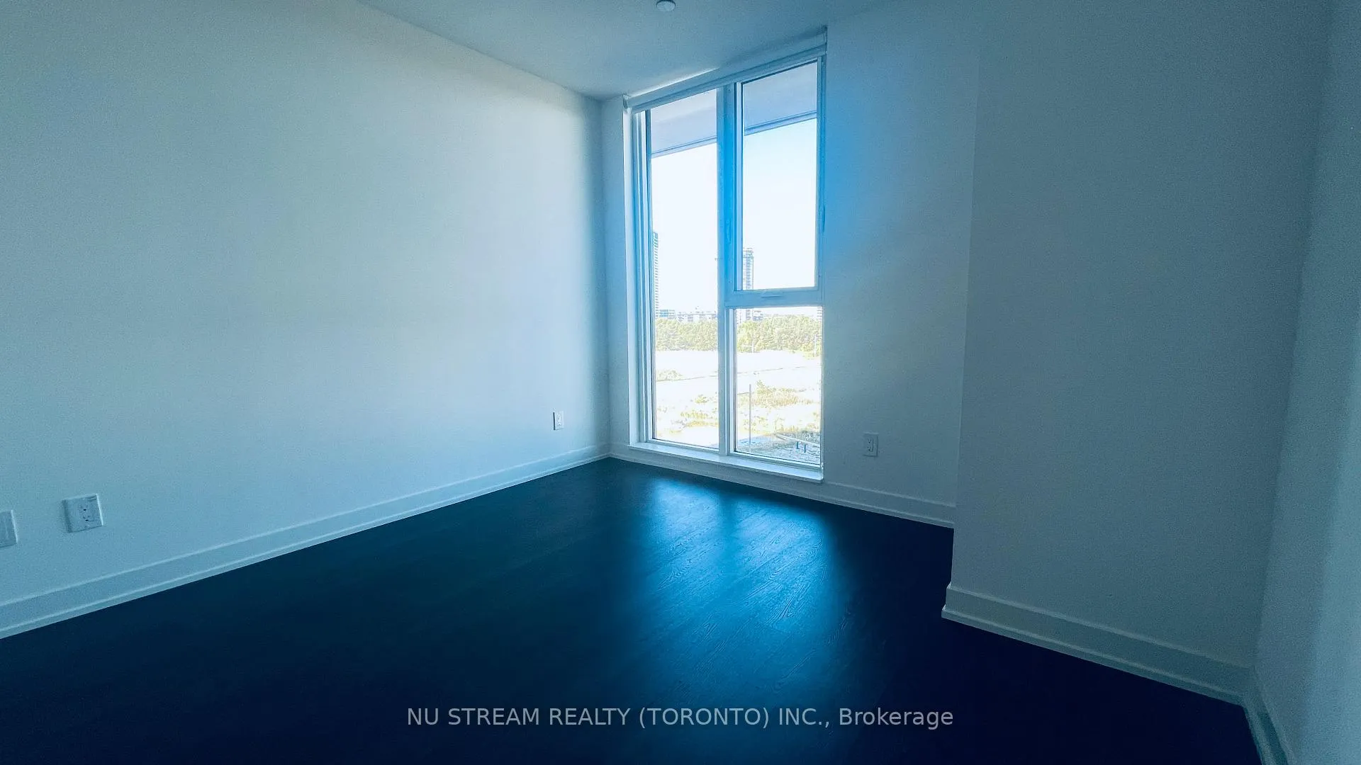 Photo 15 of Unit B611, 292 Verdale Crossing, Markham, Unionville — HOMEH