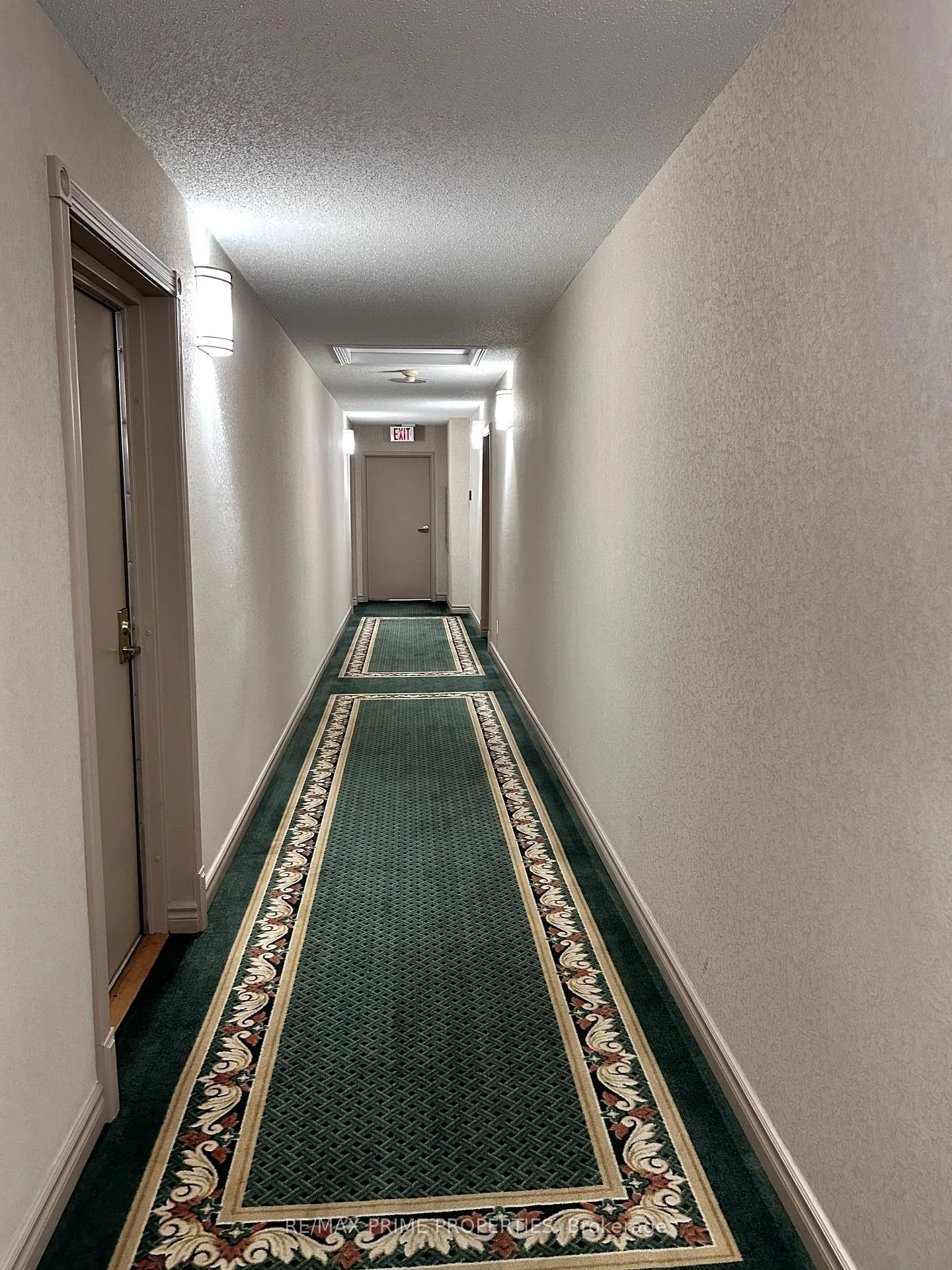 Photo 3 of Unit 407, 191 Lake Driveway, Ajax, South West — HOMEH