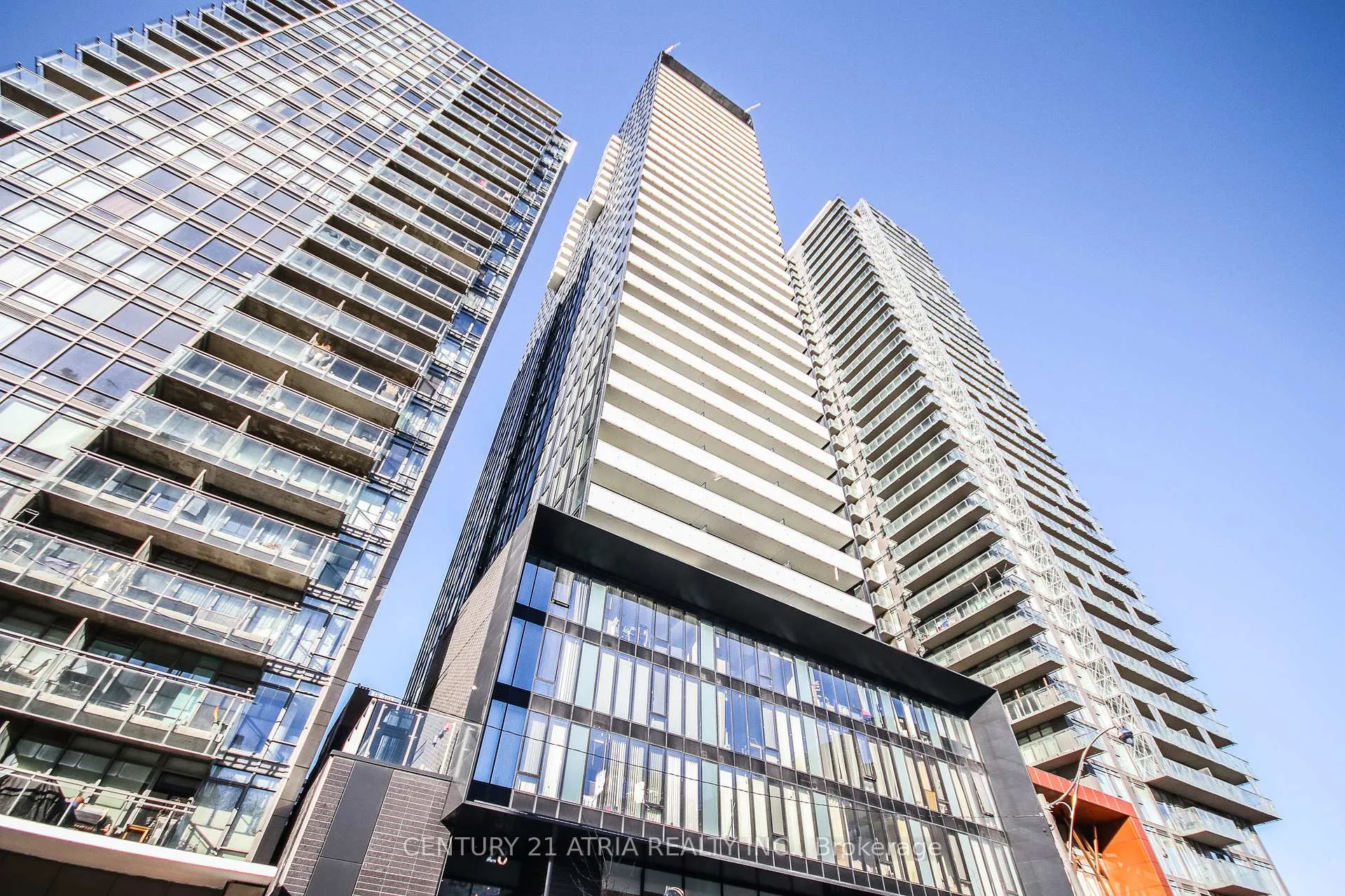 Front of Unit 2310, 28 Wellesley Street E