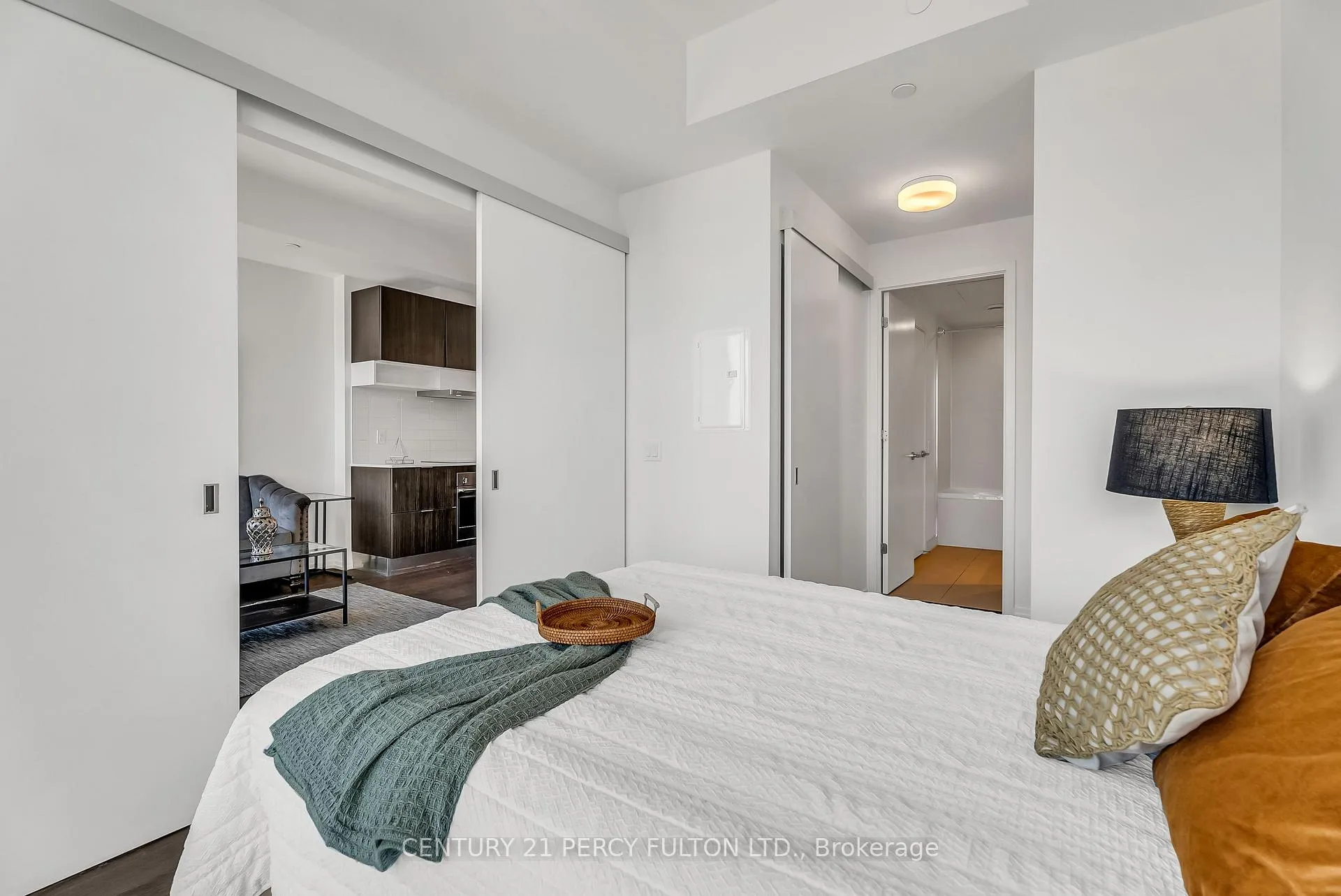 Photo 17 of Unit 1716, 8 Hillsdale Avenue E, Toronto, Mount Pleasant West — HOMEH