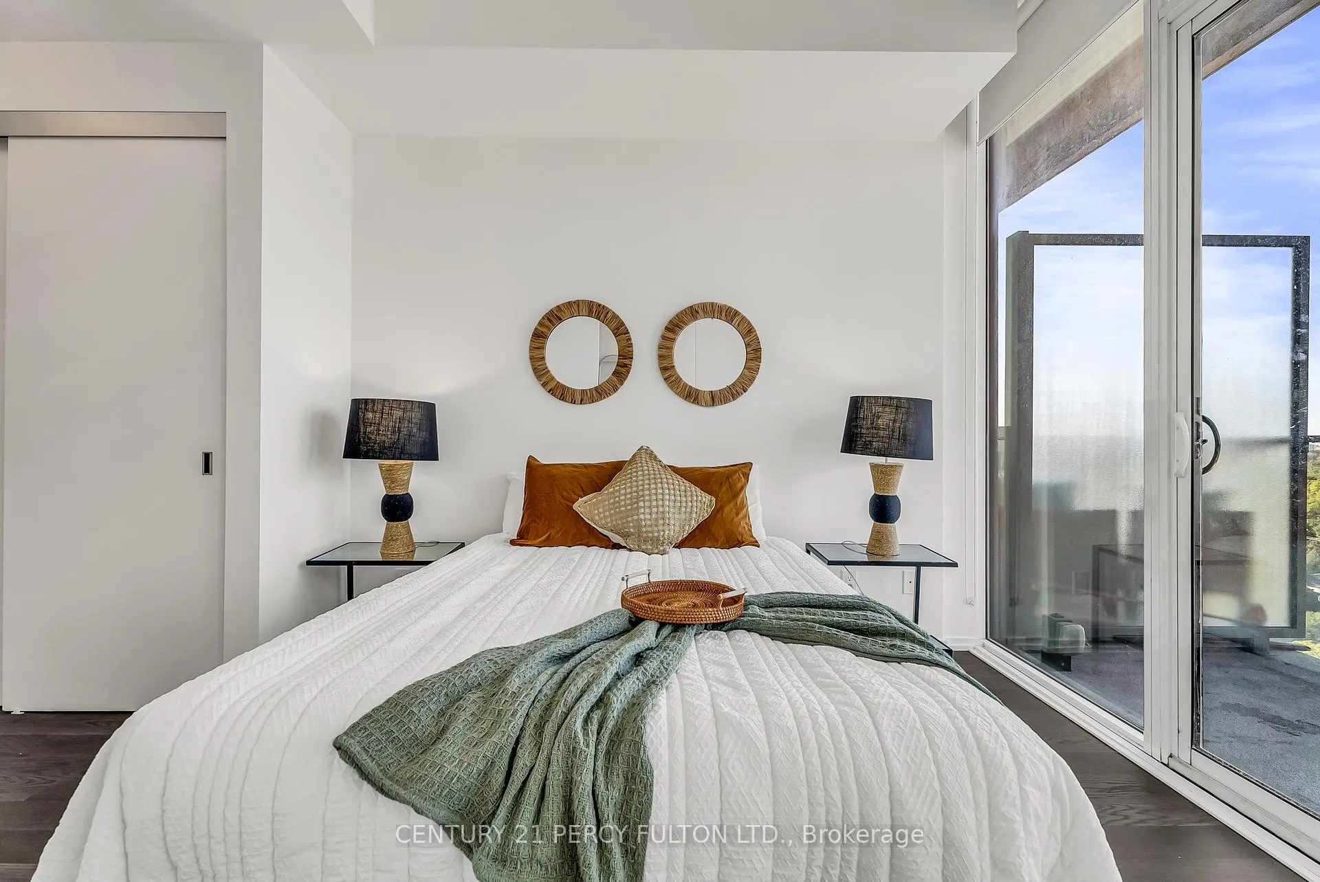 Photo 18 of Unit 1716, 8 Hillsdale Avenue E, Toronto, Mount Pleasant West — HOMEH