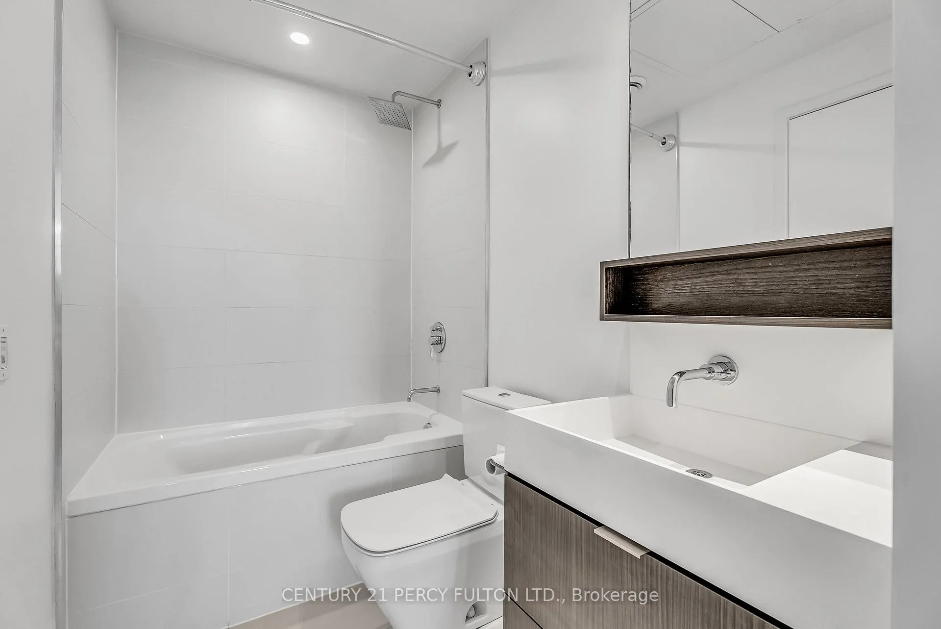 Photo 20 of Unit 1716, 8 Hillsdale Avenue E, Toronto, Mount Pleasant West — HOMEH