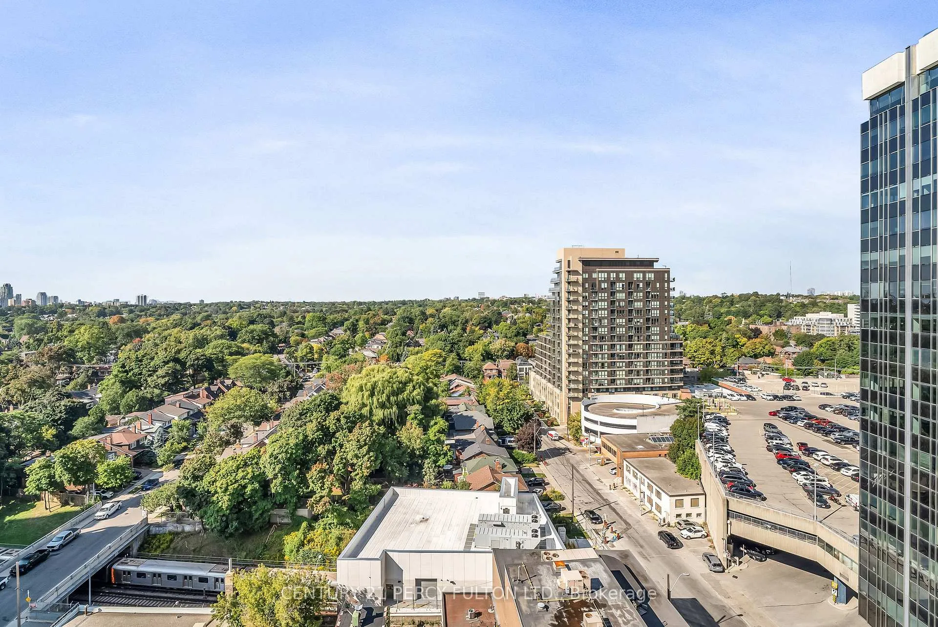 Photo 27 of Unit 1716, 8 Hillsdale Avenue E, Toronto, Mount Pleasant West — HOMEH
