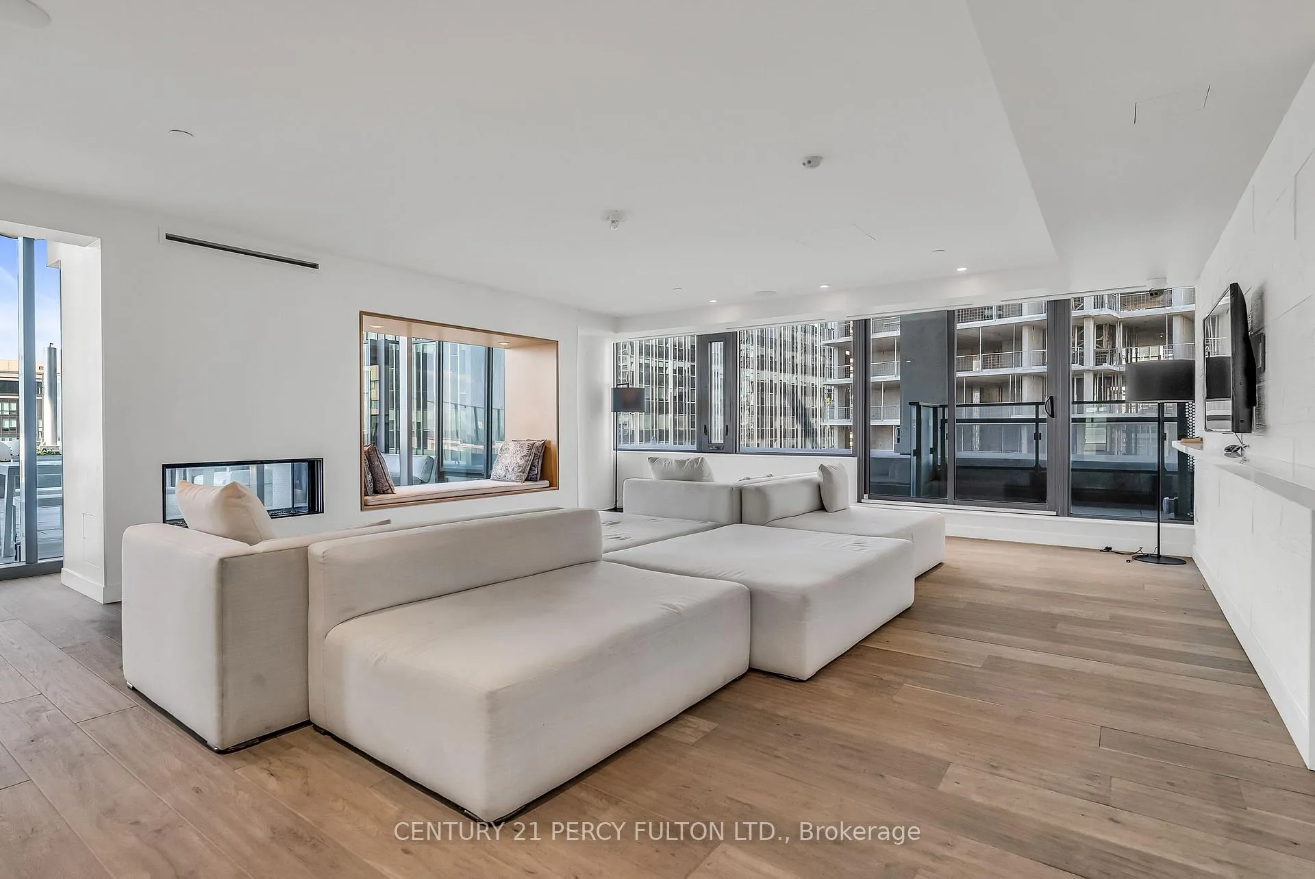 Photo 30 of Unit 1716, 8 Hillsdale Avenue E, Toronto, Mount Pleasant West — HOMEH