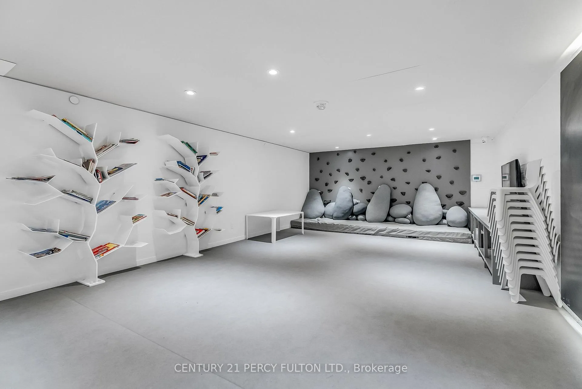 Photo 32 of Unit 1716, 8 Hillsdale Avenue E, Toronto, Mount Pleasant West — HOMEH
