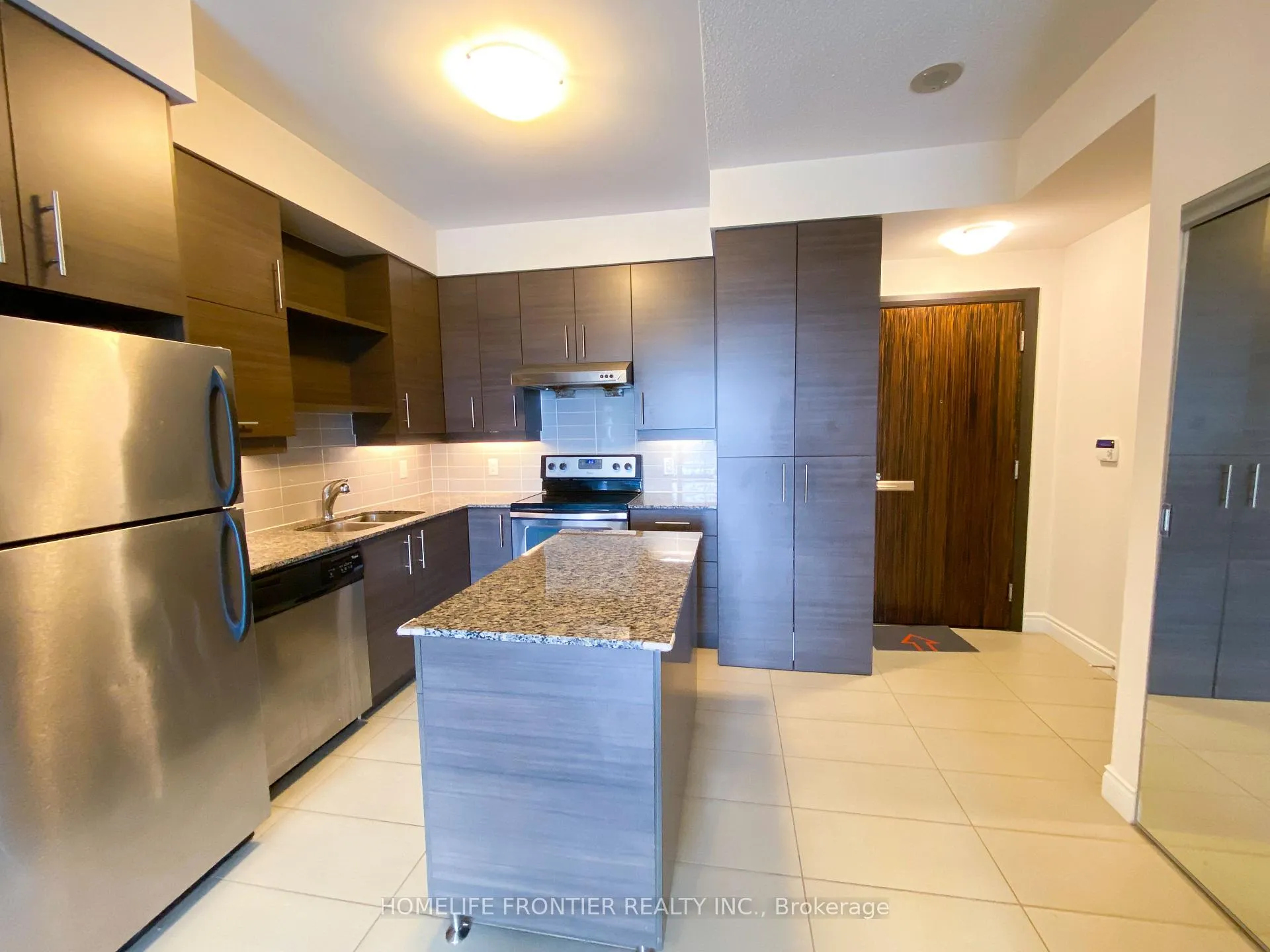 Photo 4 of Unit 802, 325 South Park Road, Markham, Commerce Valley — HOMEH