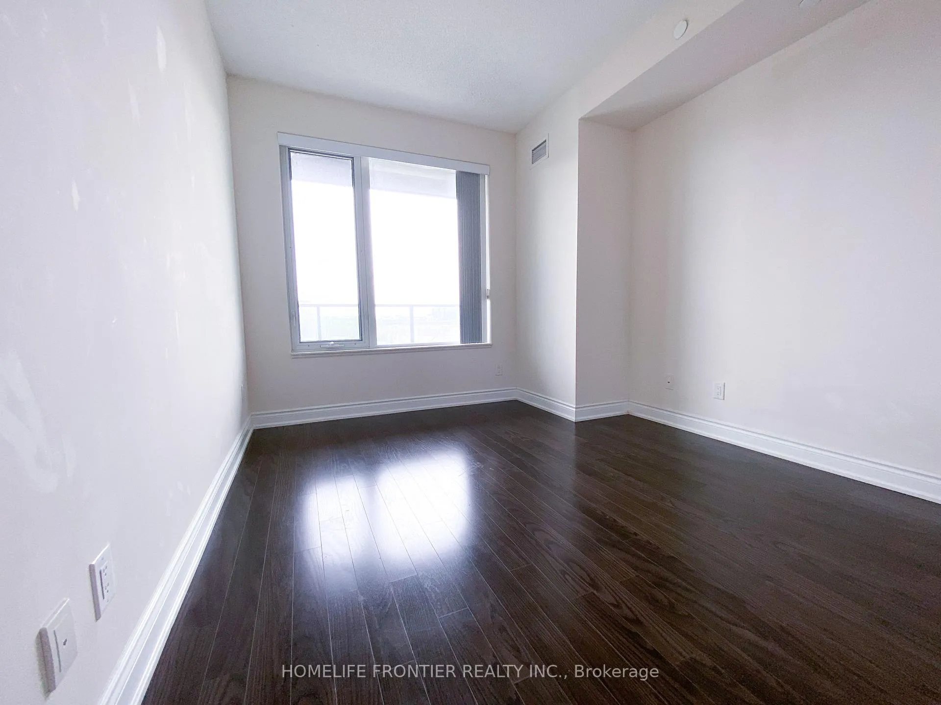 Photo 6 of Unit 802, 325 South Park Road, Markham, Commerce Valley — HOMEH