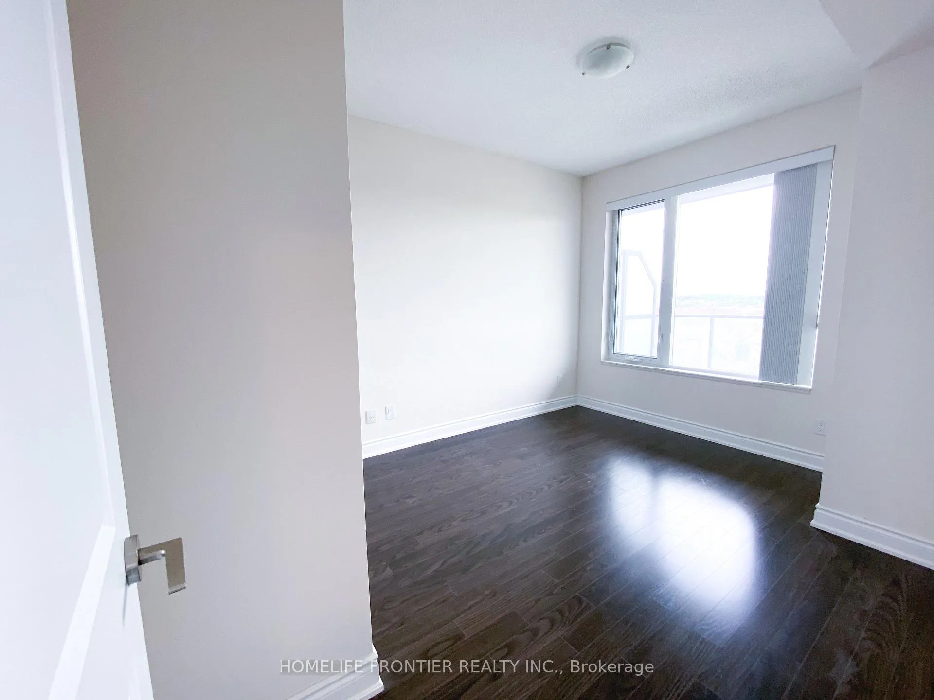 Photo 7 of Unit 802, 325 South Park Road, Markham, Commerce Valley — HOMEH