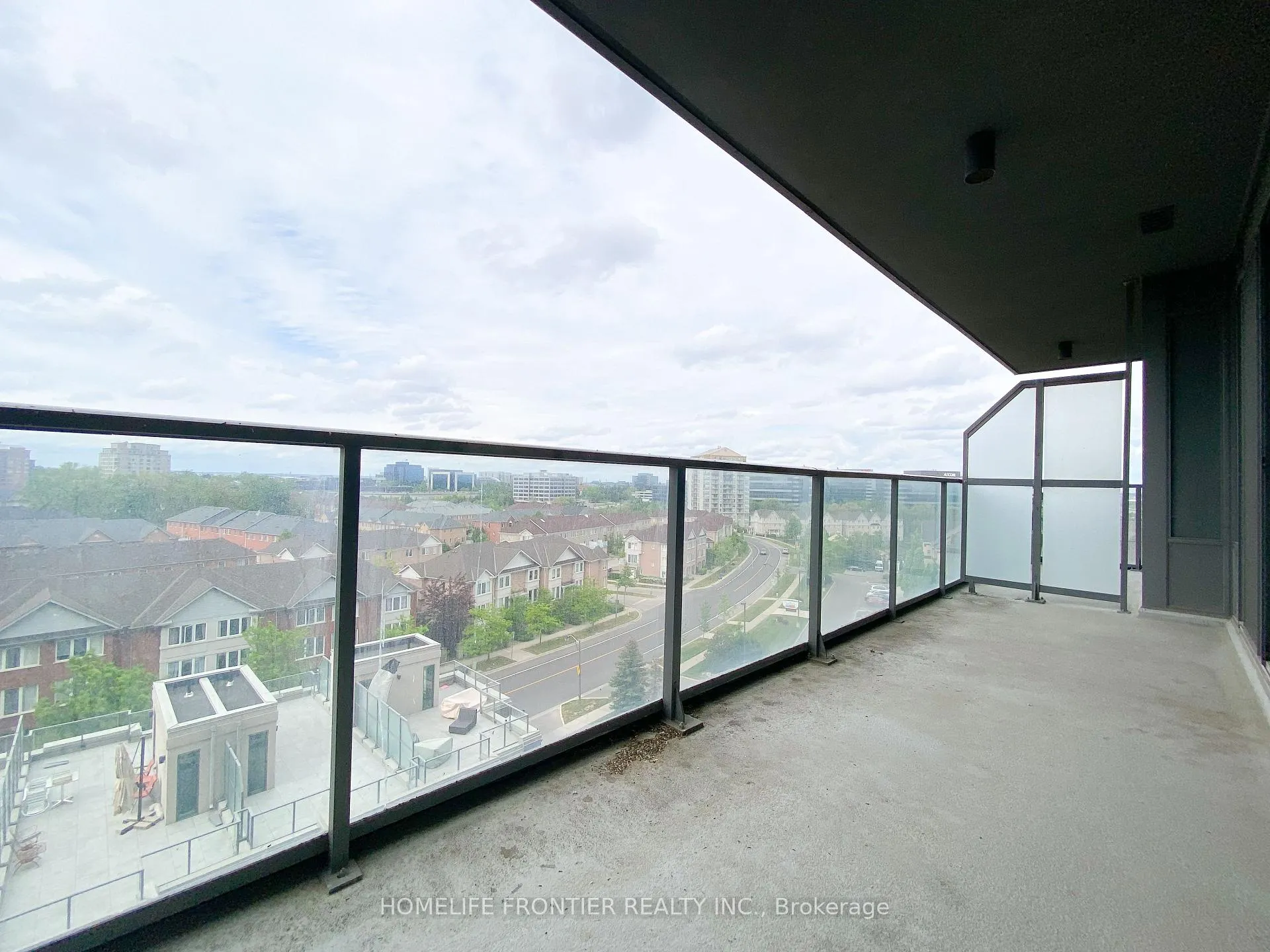 Photo 13 of Unit 802, 325 South Park Road, Markham, Commerce Valley — HOMEH