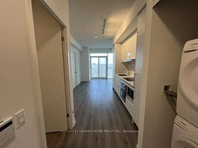 Photo 5 of Unit 703, 225 Commerce Street, Vaughan, Vaughan Corporate Centre — HOMEH