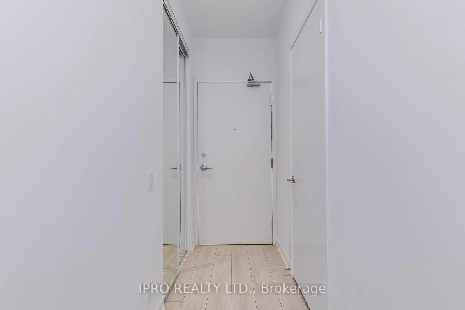 Photo 2 of Unit 1205, 898 Portage Parkway, Vaughan, Vaughan Corporate Centre — HOMEH