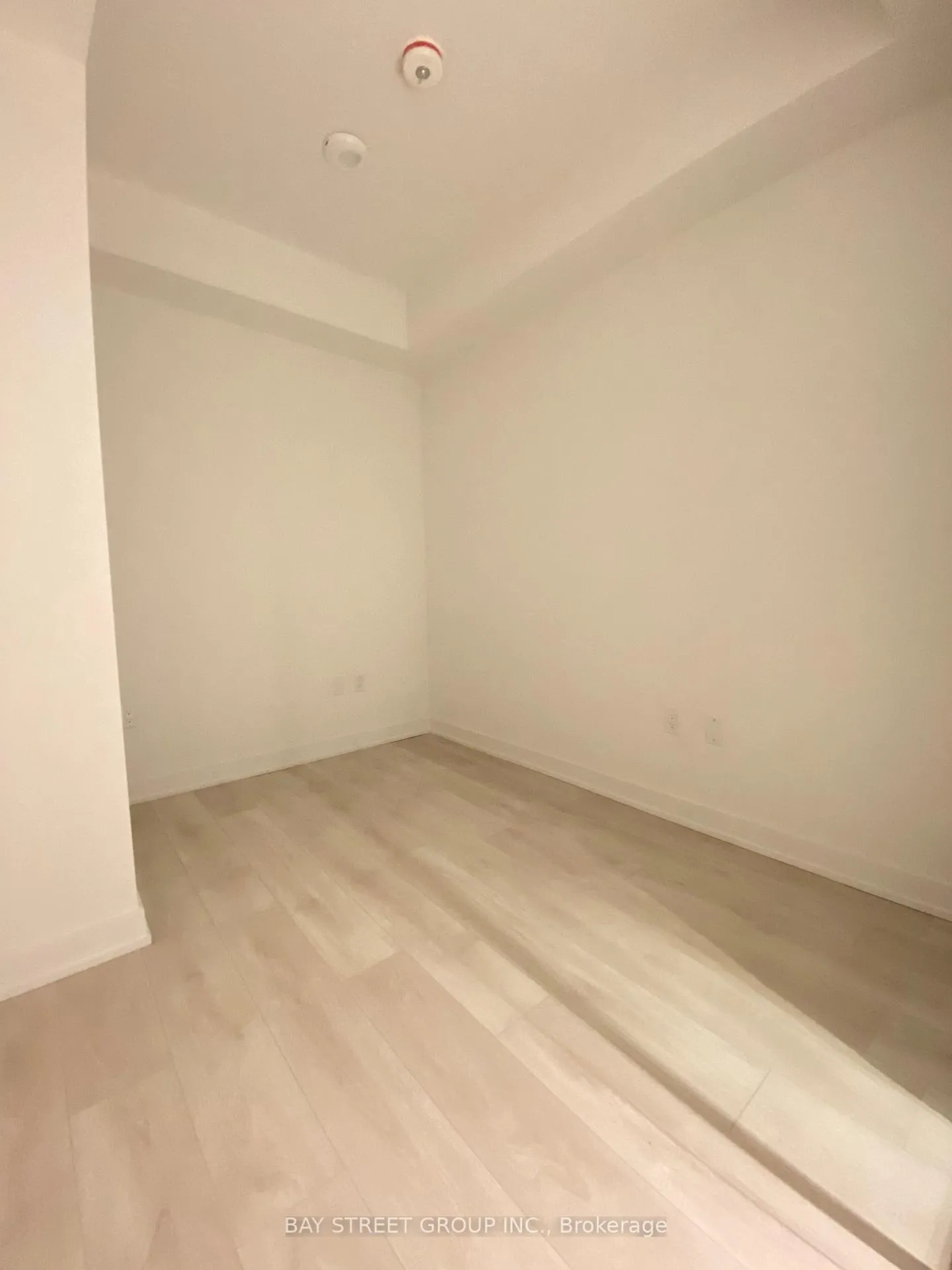 Photo 10 of Unit 1**1, 127 Broadway Avenue, Toronto, Mount Pleasant West — HOMEH