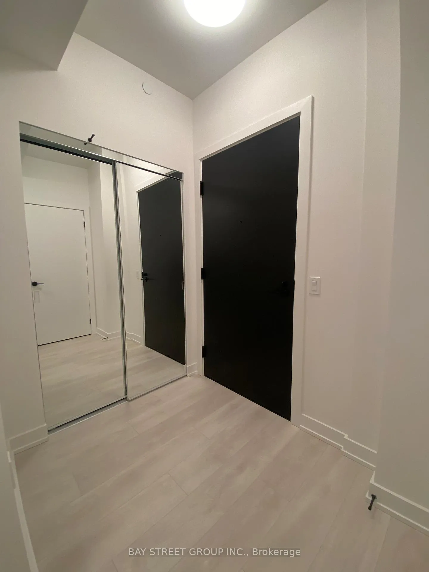 Photo 14 of Unit 1**1, 127 Broadway Avenue, Toronto, Mount Pleasant West — HOMEH