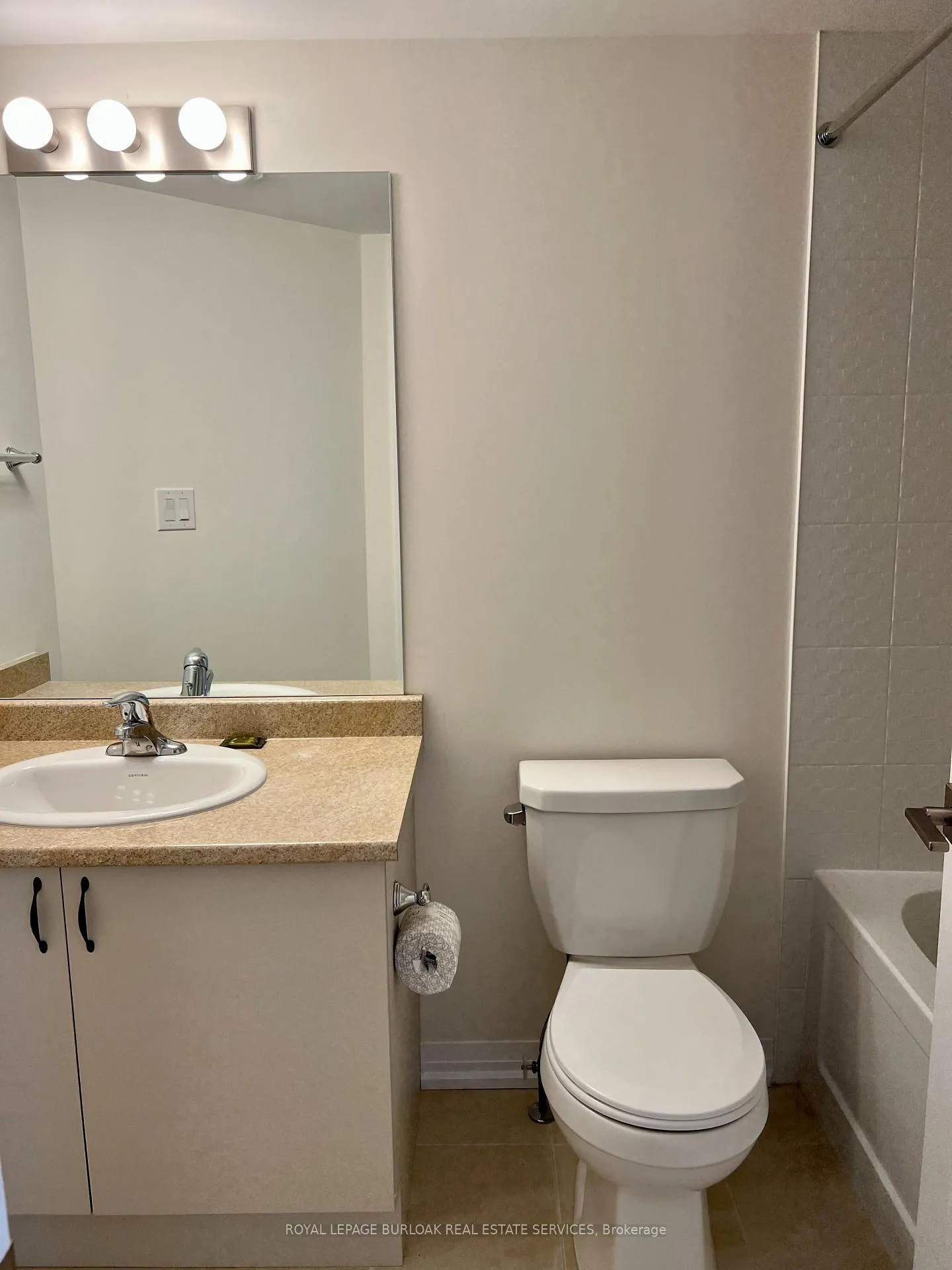 Photo 11 of Unit 53, 6705 Cropp Street, Niagara Falls, Morrison — HOMEH