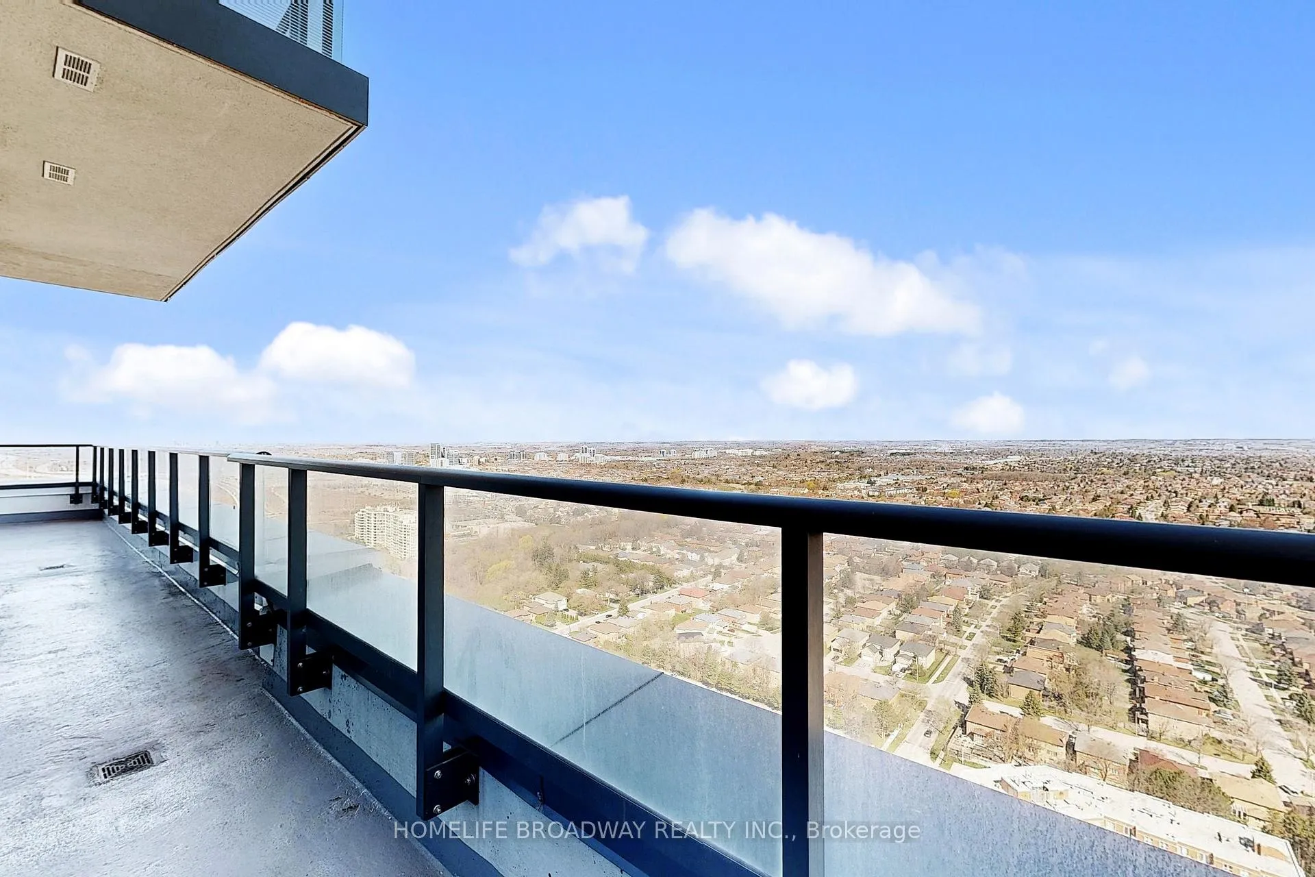 Photo 32 of Unit LPH07, 12 Gandhi Lane, Markham, Commerce Valley — HOMEH