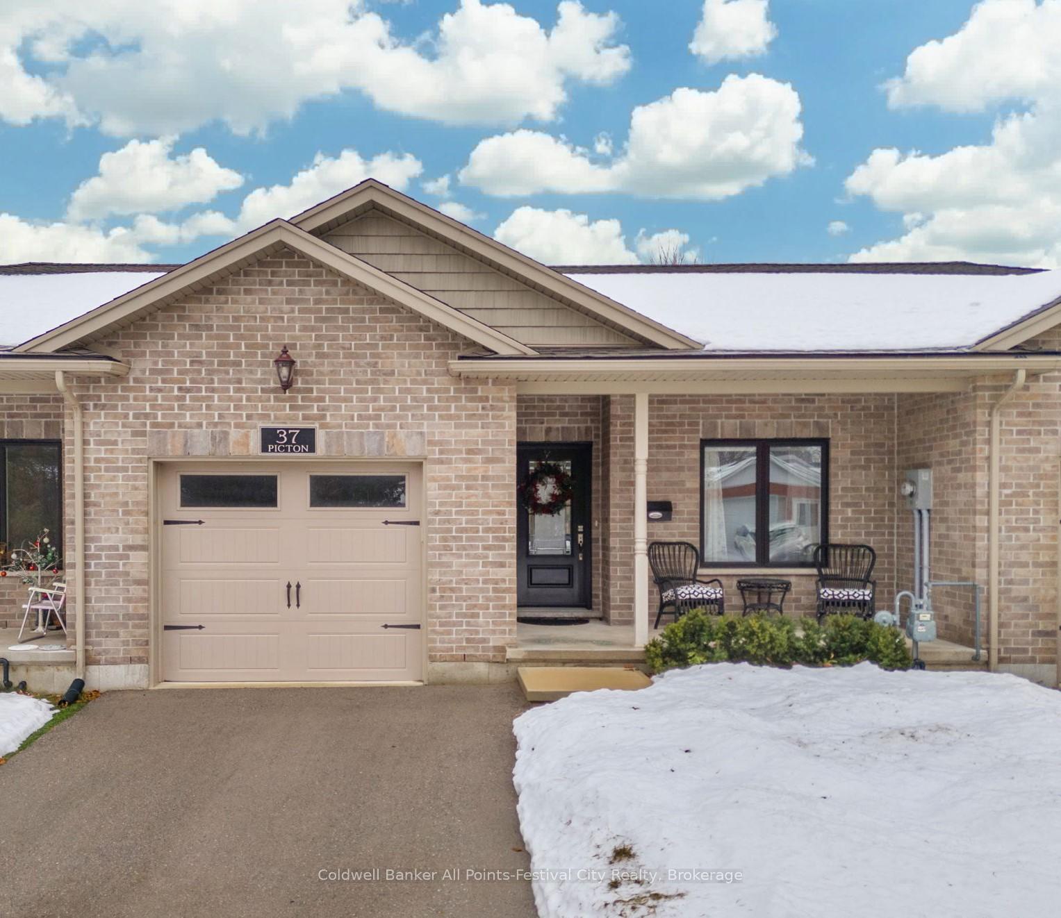 Photo 1 of 37 Picton Street E, Goderich, Goderich (Town) — HOMEH