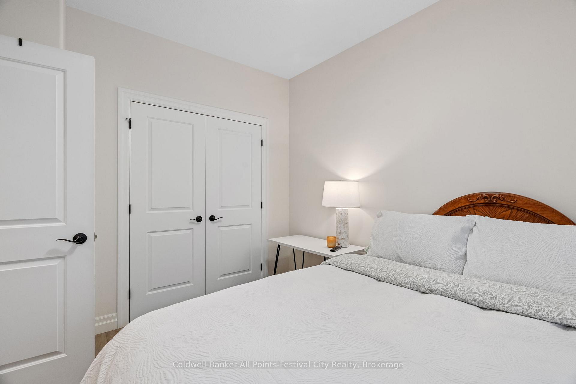 Photo 6 of 37 Picton Street E, Goderich, Goderich (Town) — HOMEH