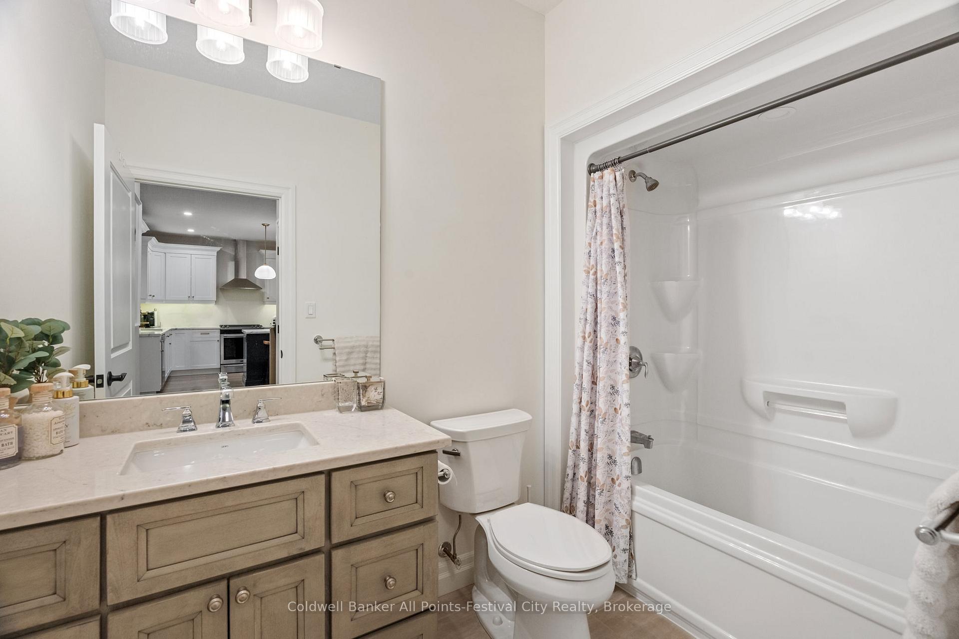 Photo 8 of 37 Picton Street E, Goderich, Goderich (Town) — HOMEH
