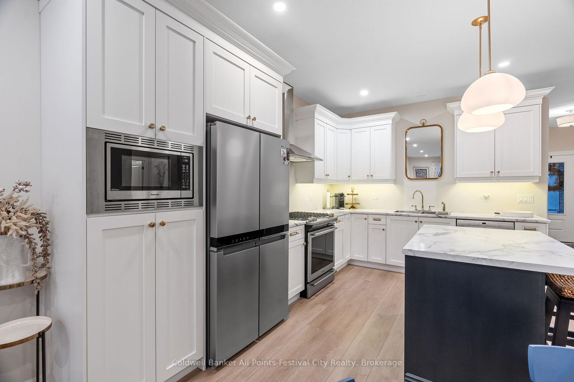 Photo 13 of 37 Picton Street E, Goderich, Goderich (Town) — HOMEH