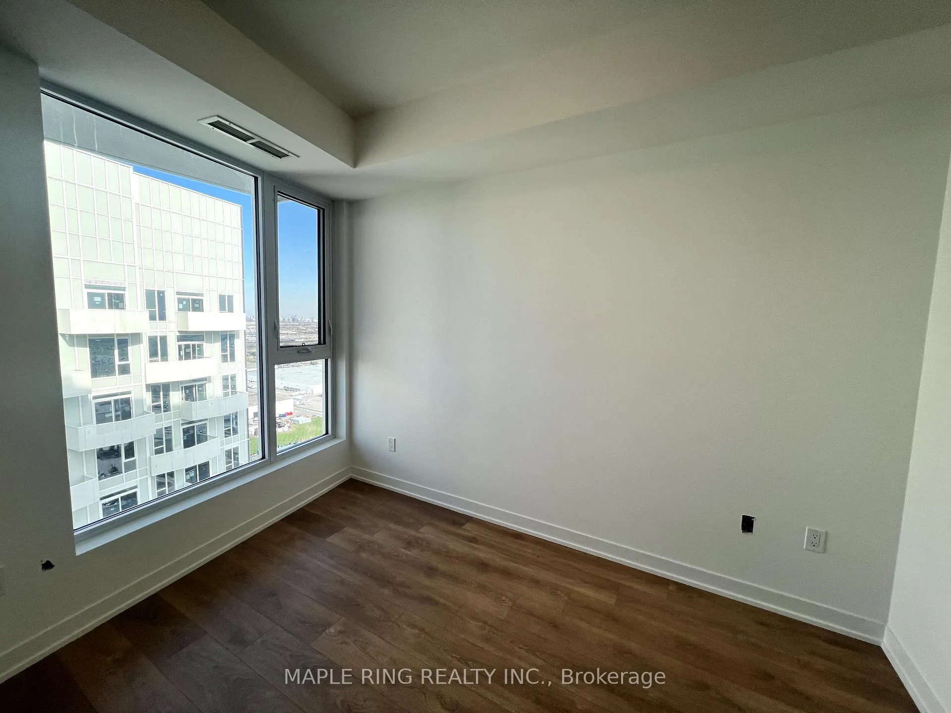 Photo 4 of Unit 2612, 10 Abeja Street, Vaughan, Concord — HOMEH