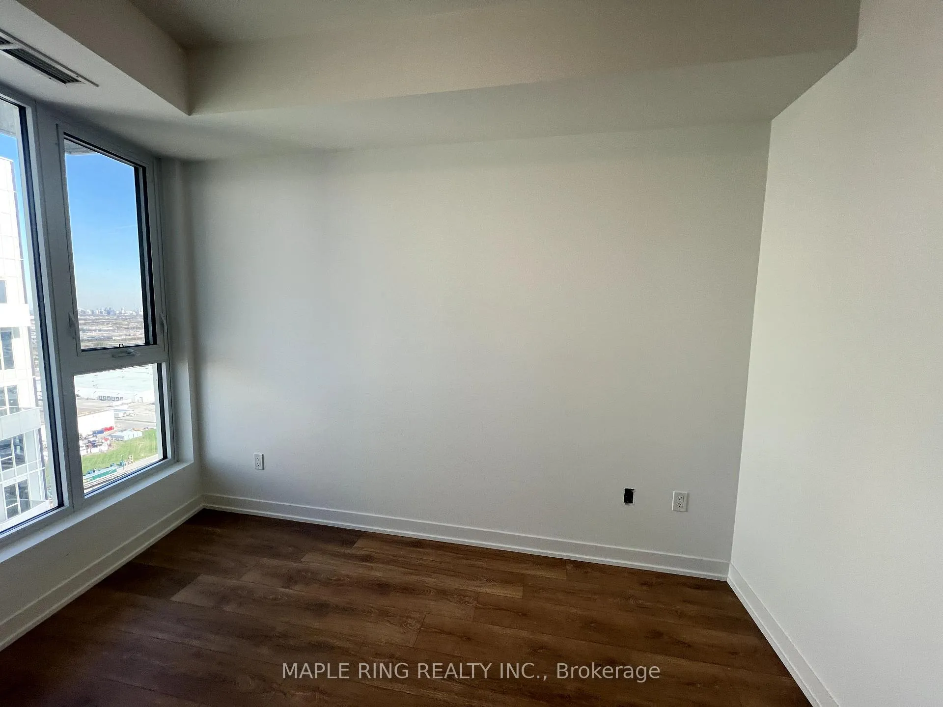 Photo 8 of Unit 2612, 10 Abeja Street, Vaughan, Concord — HOMEH