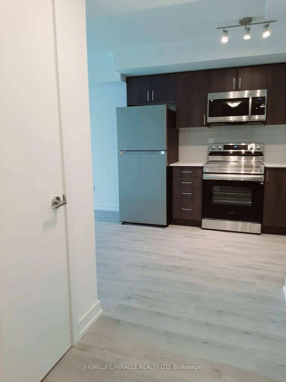 Photo 12 of Unit 1010, 1435 Celebration Drive, Pickering, Bay Ridges — HOMEH