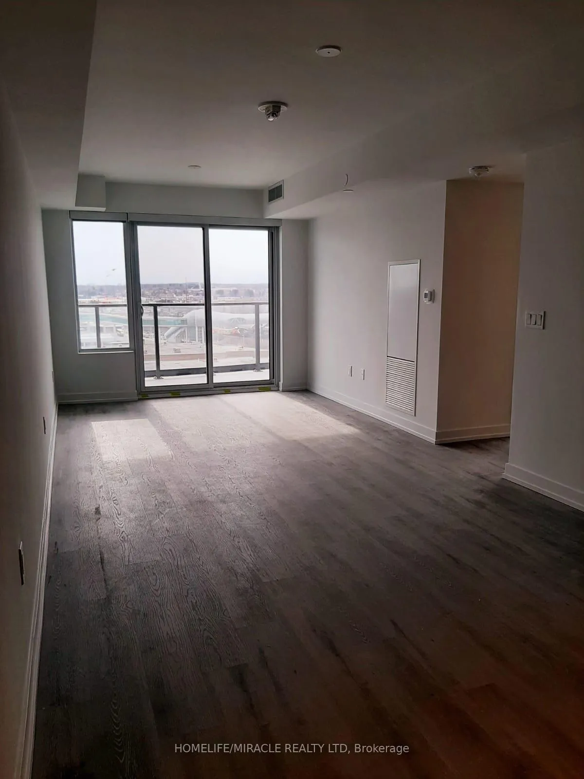 Photo 15 of Unit 1010, 1435 Celebration Drive, Pickering, Bay Ridges — HOMEH