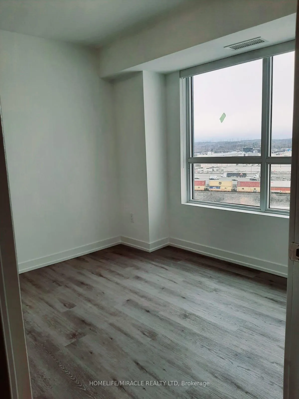 Photo 18 of Unit 1010, 1435 Celebration Drive, Pickering, Bay Ridges — HOMEH