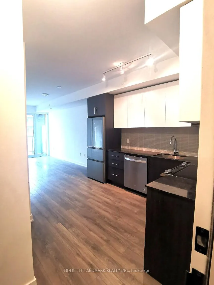 Photo 6 of Unit 706, 100 Eagle Rock Way, Vaughan, Rural Vaughan — HOMEH