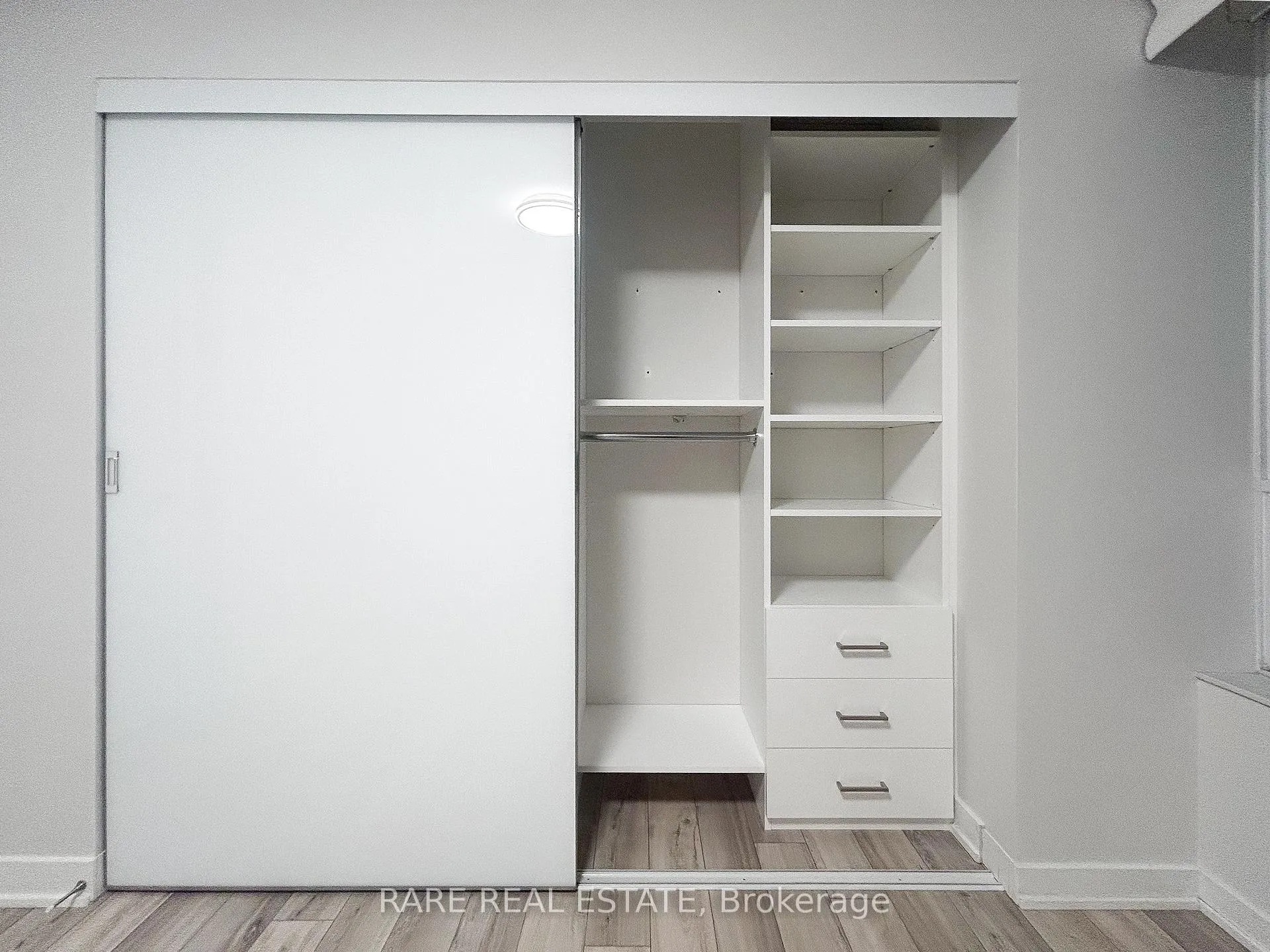 Photo 14 of Unit 201, 195 Redpath Avenue E, Toronto, Mount Pleasant West — HOMEH