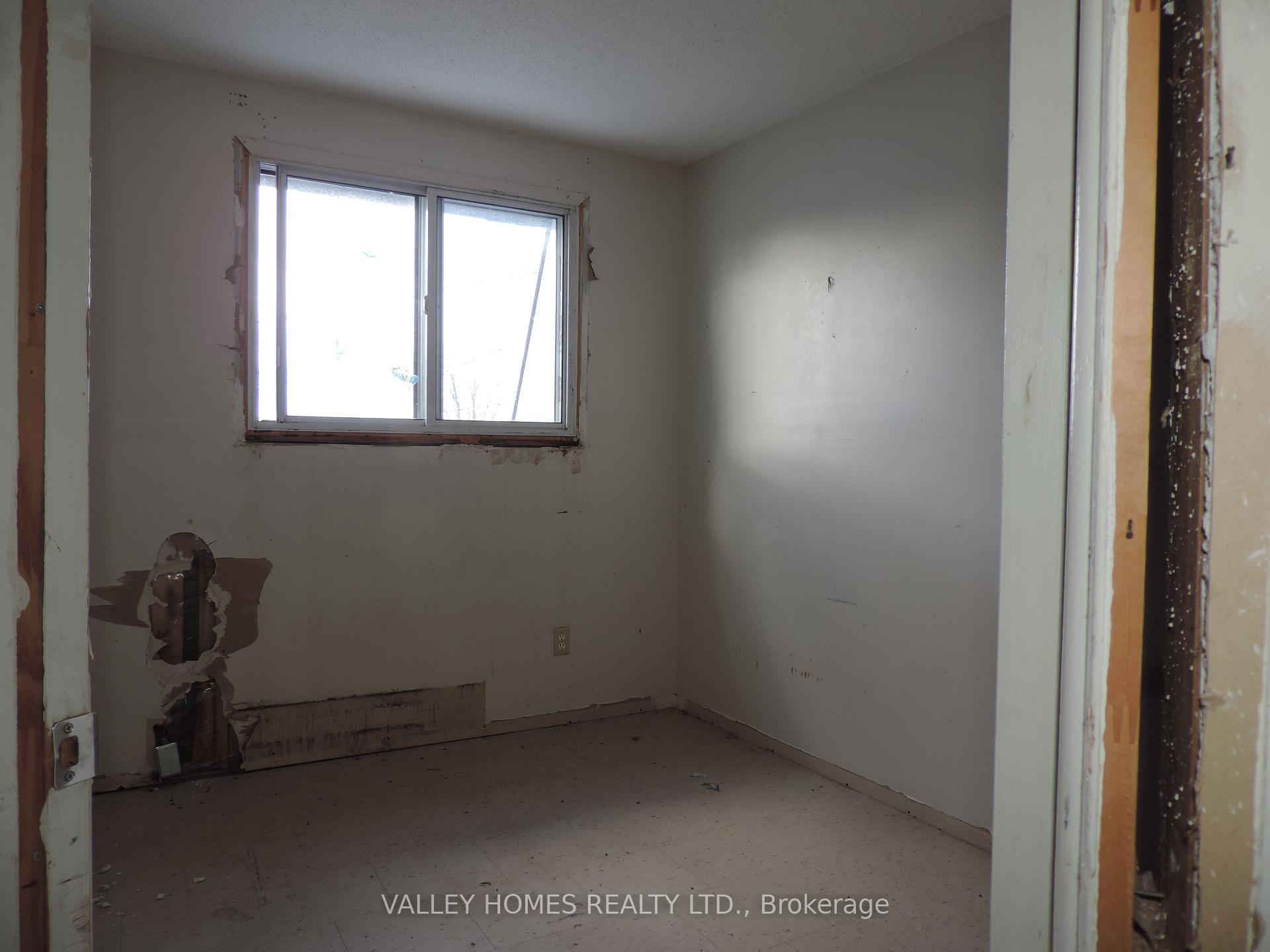 Photo 6 of 388 Pattie Drive, Carleton Place — HOMEH
