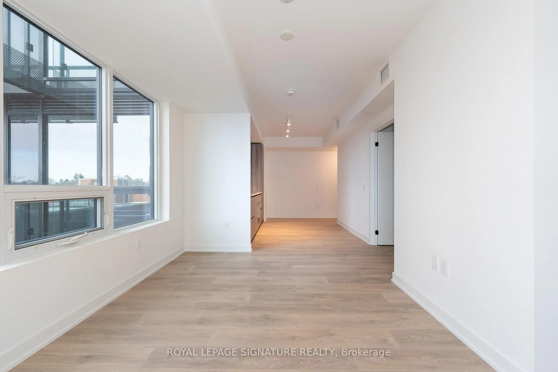 Photo 20 of Unit 508, 127 Broadway Avenue, Toronto, Mount Pleasant West — HOMEH