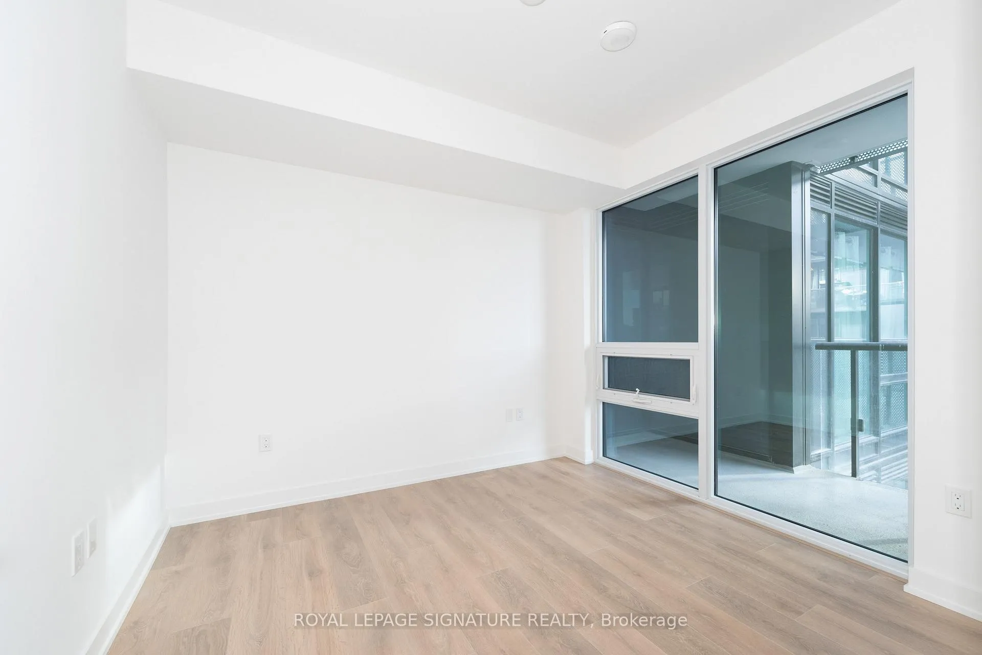 Photo 23 of Unit 508, 127 Broadway Avenue, Toronto, Mount Pleasant West — HOMEH