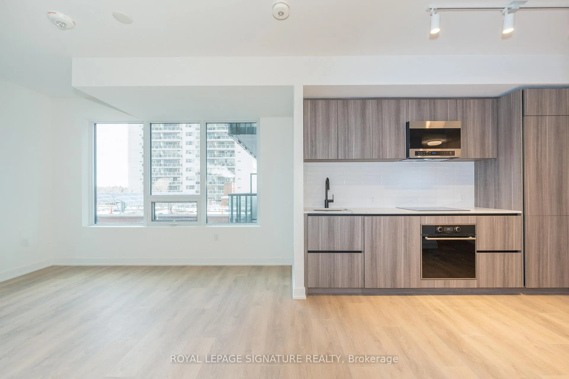Photo 26 of Unit 508, 127 Broadway Avenue, Toronto, Mount Pleasant West — HOMEH