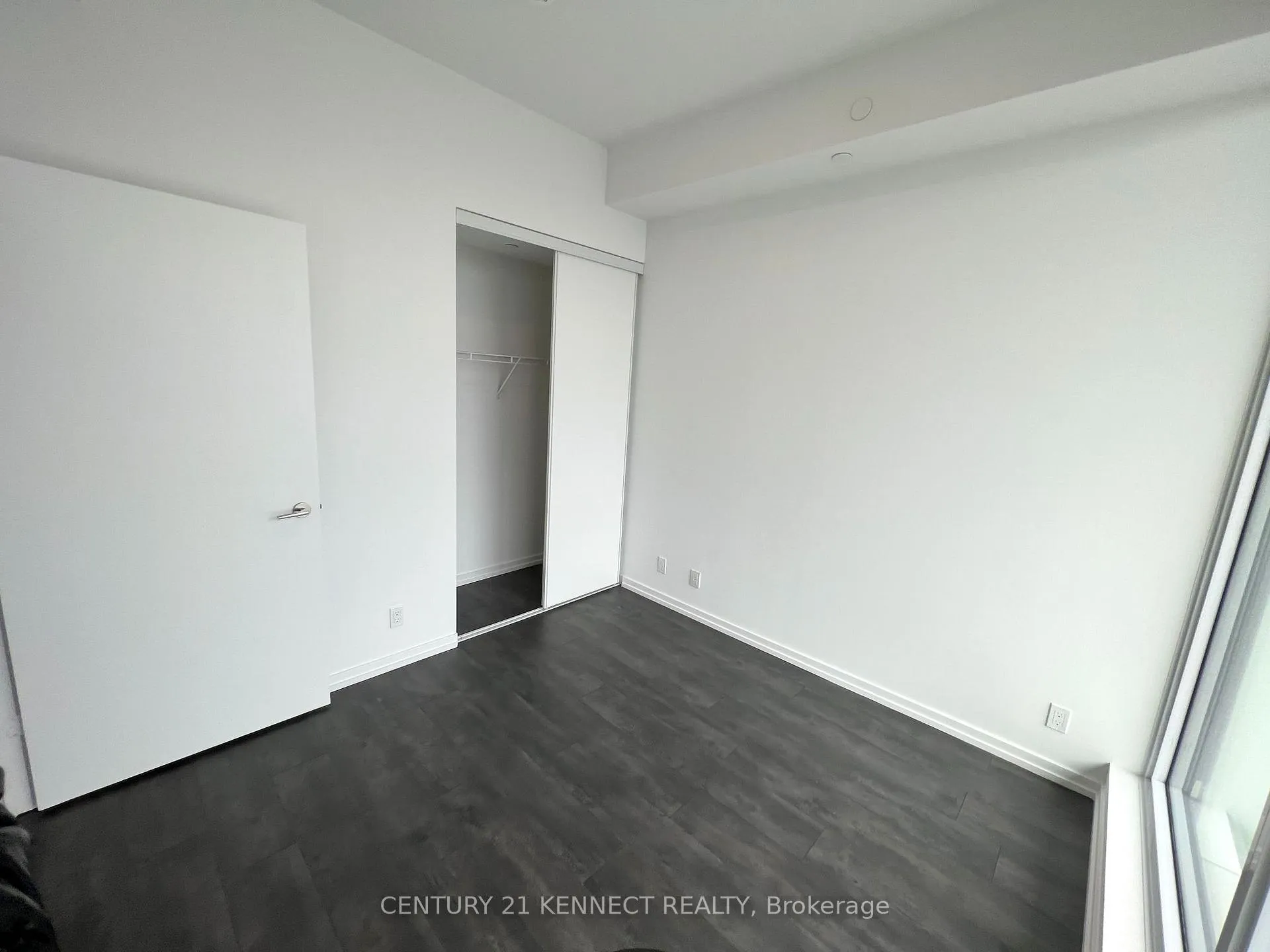 Photo 10 of Unit 2502, 1000 Portage Parkway, Vaughan, Concord — HOMEH